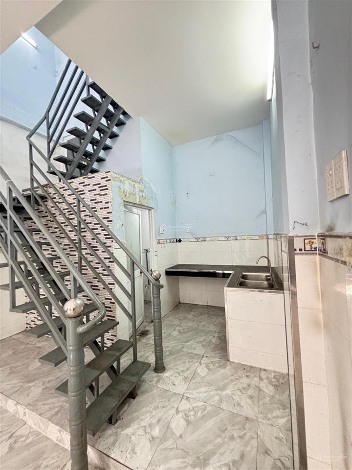 Nhanh mới kịp  mặt tiền kinh doanh hẻm xe tải khuông việt  2 tầng 34 m2  dòng tiền 10 tr