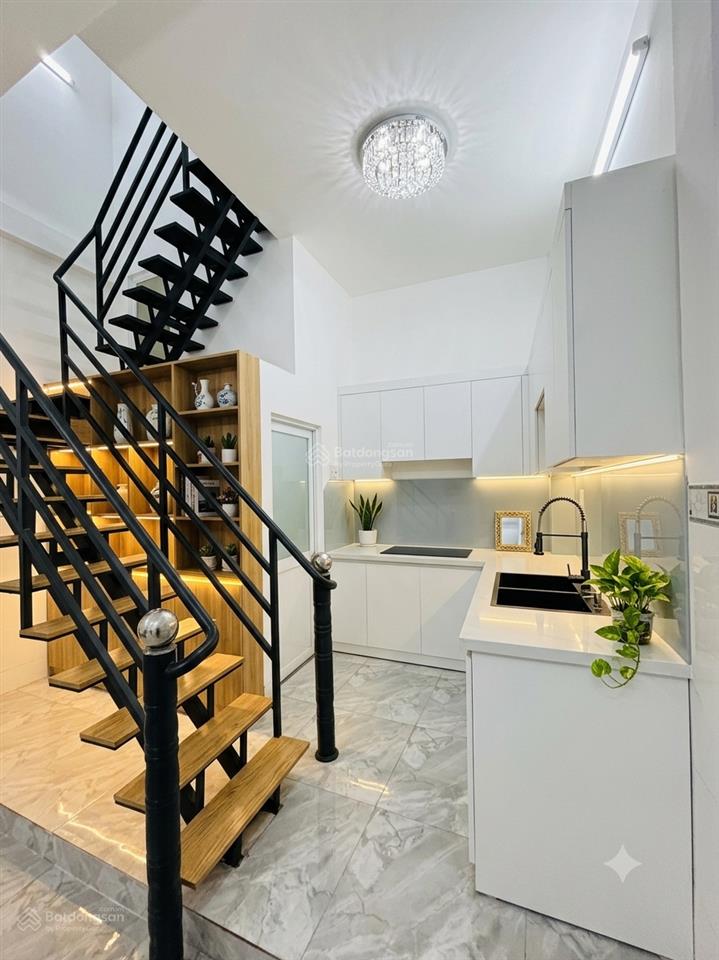 Nhanh mới kịp  mặt tiền kinh doanh hẻm xe tải khuông việt  2 tầng 34 m2  dòng tiền 10 tr