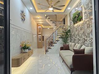 Quá hot  siêu phẩm 3 tầng  3.4 x 12  xe hơi đỗ cửa sát ngay hậu giang, minh phụng  chỉ 6.x tỷ