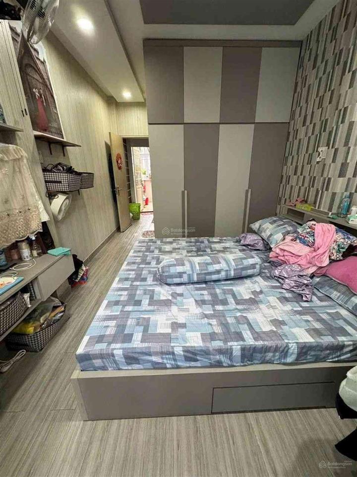 Nhà đẹp 4 tầng 35 m2  bình tiên  xe hơi đỗ cửa  chỉ 5.2 tỷ