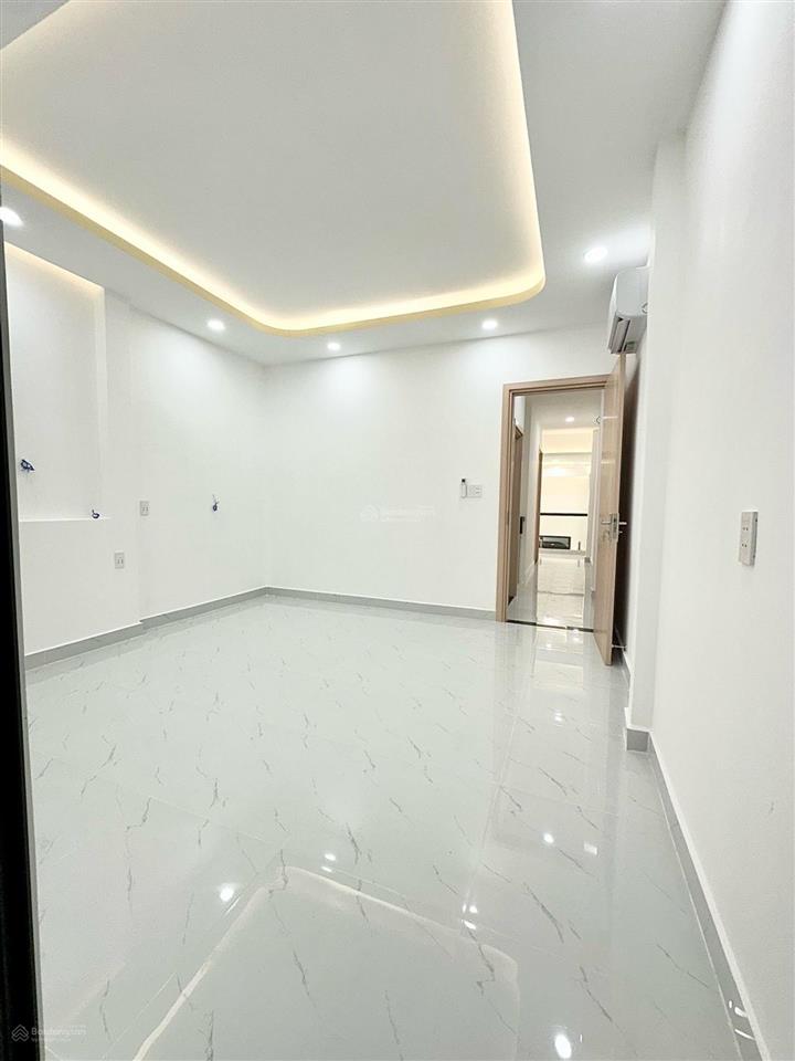 Nhà đẹp hết ý  2 tầng 61 m2  khu sầm uất lũy bán bích  thoại ngọc hầu  giá chỉ nhỉnh 6 tỷ