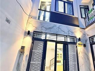 Mặt tiền 2 tầng hxh sát lạc long quân  nhà đẹp tâm huyết full nội thất cao cấp  chỉ nhỉnh 5 tỷ