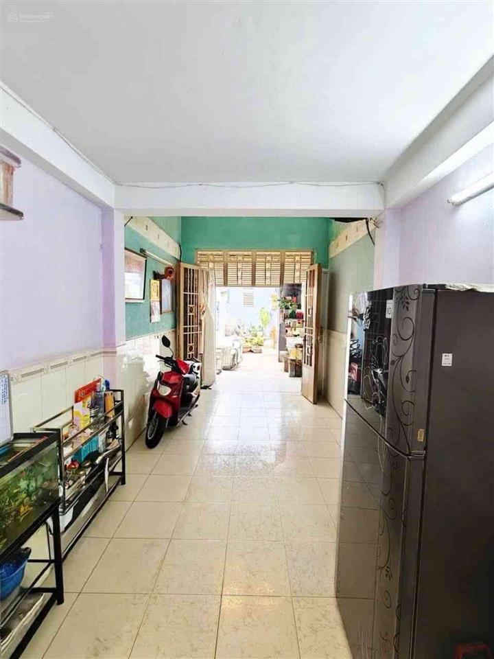 K tin nổi, 3 tầng nở hậu 56 m2  khu kinh doanh sầm uất bình thới  ô tô đỗ cửa  chỉ nhỉnh 5 tỷ