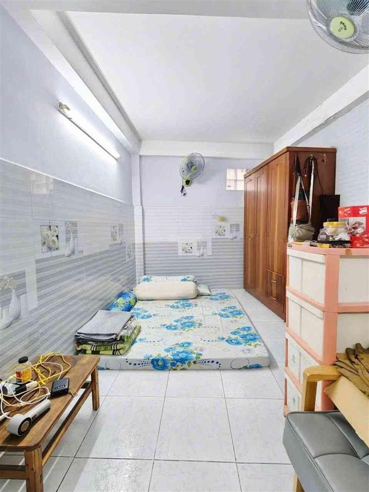 K tin nổi, 3 tầng nở hậu 56 m2  khu kinh doanh sầm uất bình thới  ô tô đỗ cửa  chỉ nhỉnh 5 tỷ