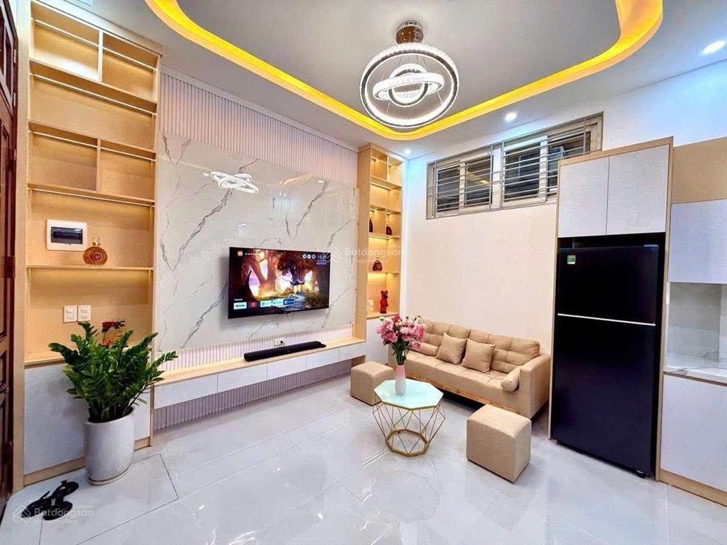 Hiếm! bán nhà yên hòa, cầu giấy  sát phố  ô tô  kinh doanh  dt 36m2  4tầng  mt 5m. nhỉnh 7 tỷ