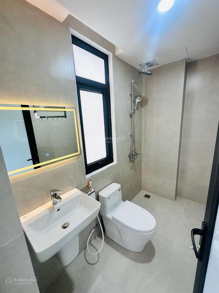 Vip ! 8.9tỷ  hoa bằng  cầu giấy  45 m2  5tâng ôtô tránh  kinh doanh full nội thất đẹp ở ngay