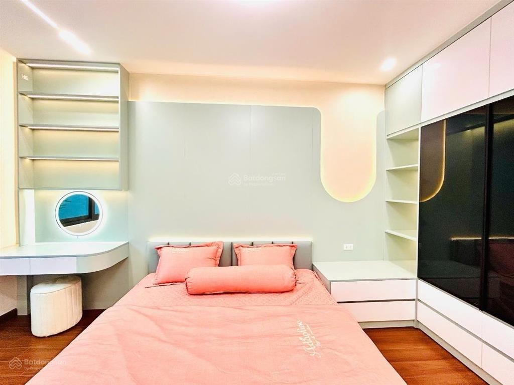 Chỉ 8,8 tỷ  45m2  xuân thủy cầu giấy  gần ôtô  kinh doanh  full nội thất  ở ngay