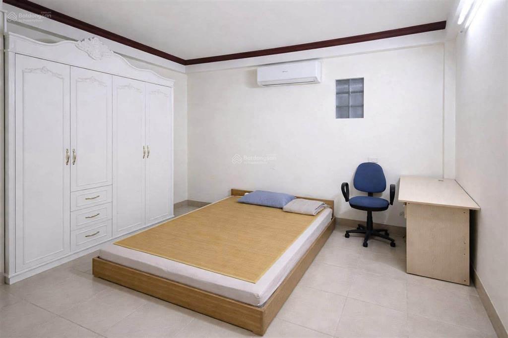 Hiếm! chỉ 8,1 tỷ  47m2  5 tầng  full nội thất  gần ôtô  kinh doanh  tại hoa bằng, cầu giấy