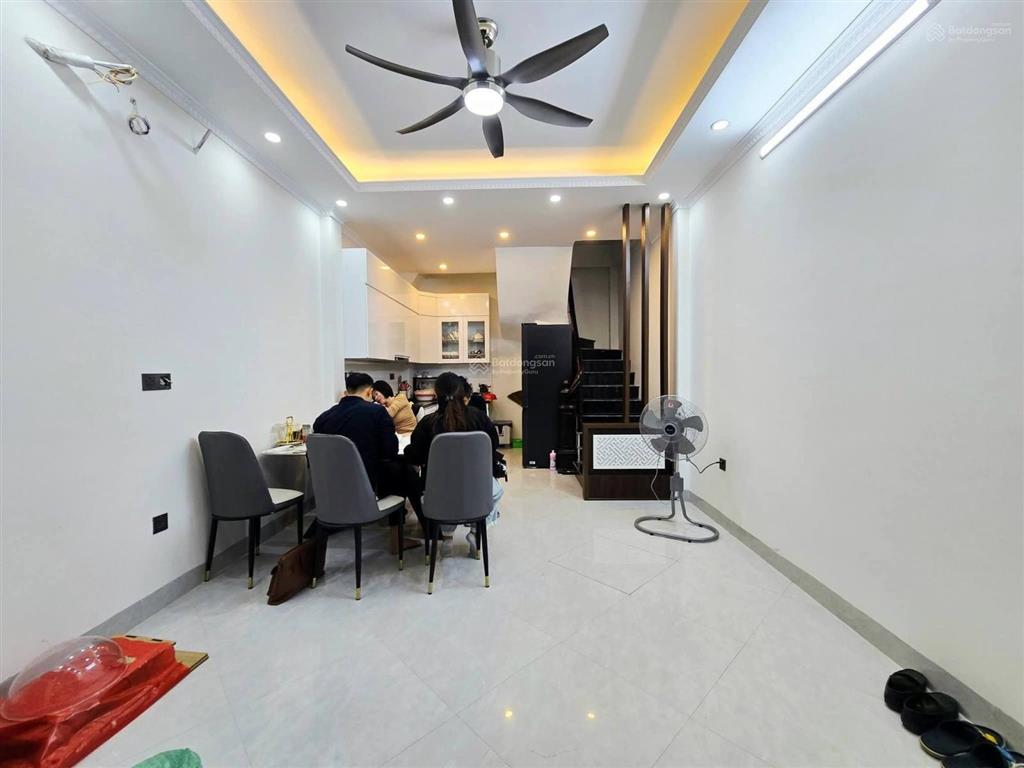 Xuân thủy  cầu giấy chỉ 7.9 tỷ nhà đẹp ở ngay  full nội thất  gần ôtô  kinh doanh đỉnh