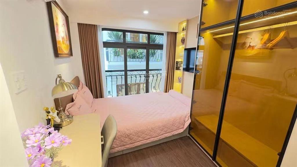 Cầu giấy  8,5 tỷ phân lô ô tô  kinh doanh  full nội thất  ở ngay