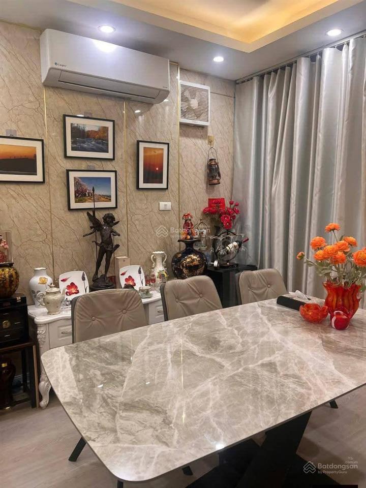 Dương quảng hàm  38m2  5tầng 5 p ngủ  gần ôtô kinh doanh full nội thấtở ngay