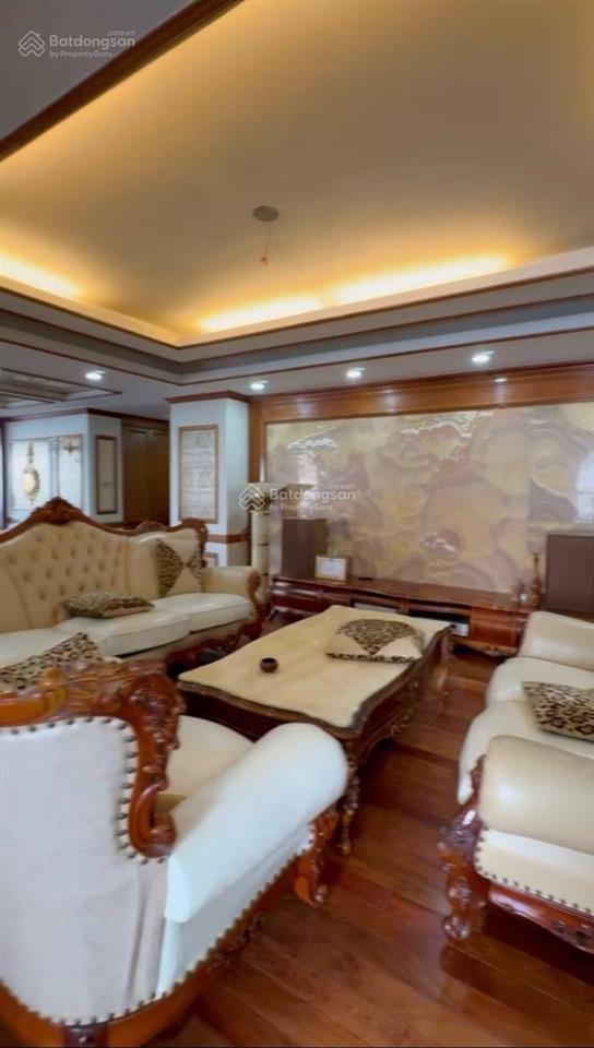 8tỷ dương quảng hàm  45m25tầng5 ngủ  gần ôtô  gần trường đại học kinh doanh full nội