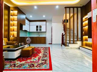 8tỷ dương quảng hàm  45m25tầng5 ngủ  gần ôtô  gần trường đại học kinh doanh full nội