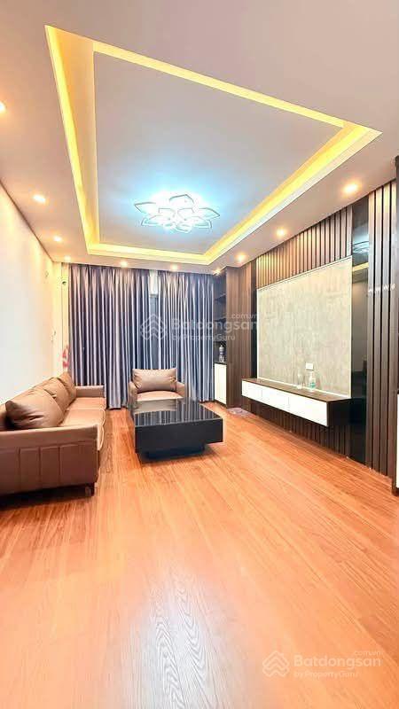 Phân lô cầu giấy 15 tỷ  45m2  5 tầng  thang máy  ô tô  kinh doanh  full nội thất  ở ngay