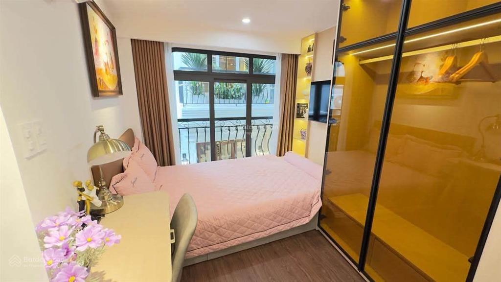 Phân lô cầu giấy 15 tỷ  45m2  5 tầng  thang máy  ô tô  kinh doanh  full nội thất  ở ngay