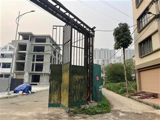 Bán đất phân lô mũi tràng, đường 13m, dt 96m2, mt 5.71m. sổ đỏ. giá 28 tỷ.  0978 996 ***