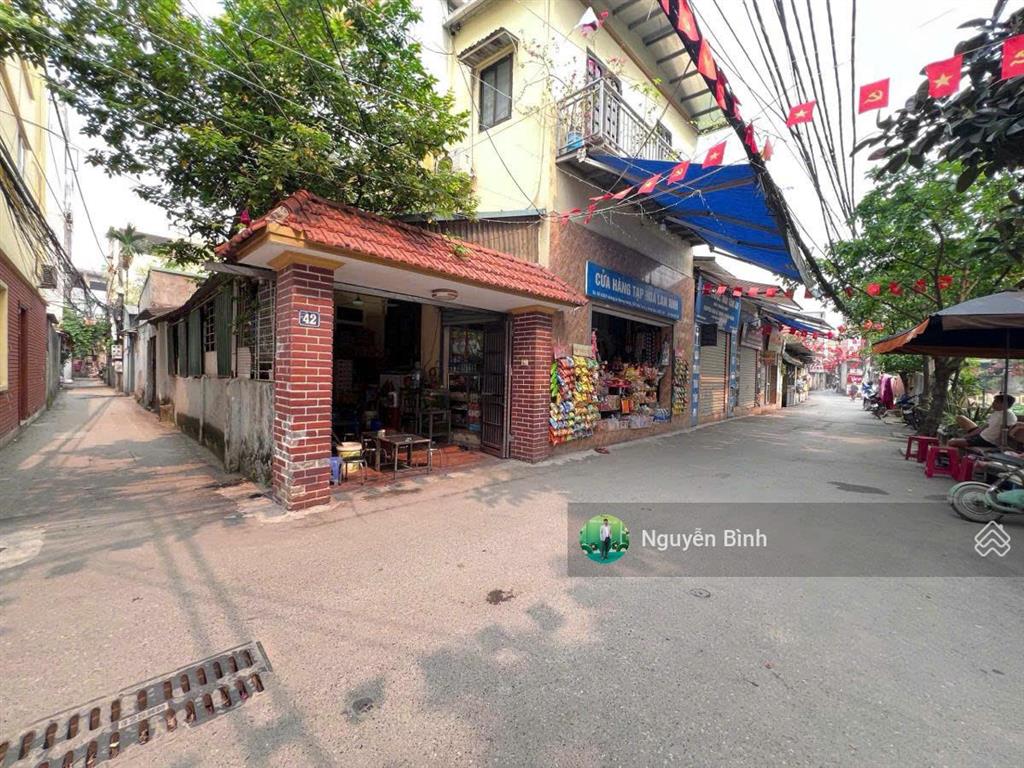 Hiếm có khó tìm  dt 32m2 an dương vương  chỉ 5 tỷ  sổ đẹp chờ giao dịch. 0978 996 ***