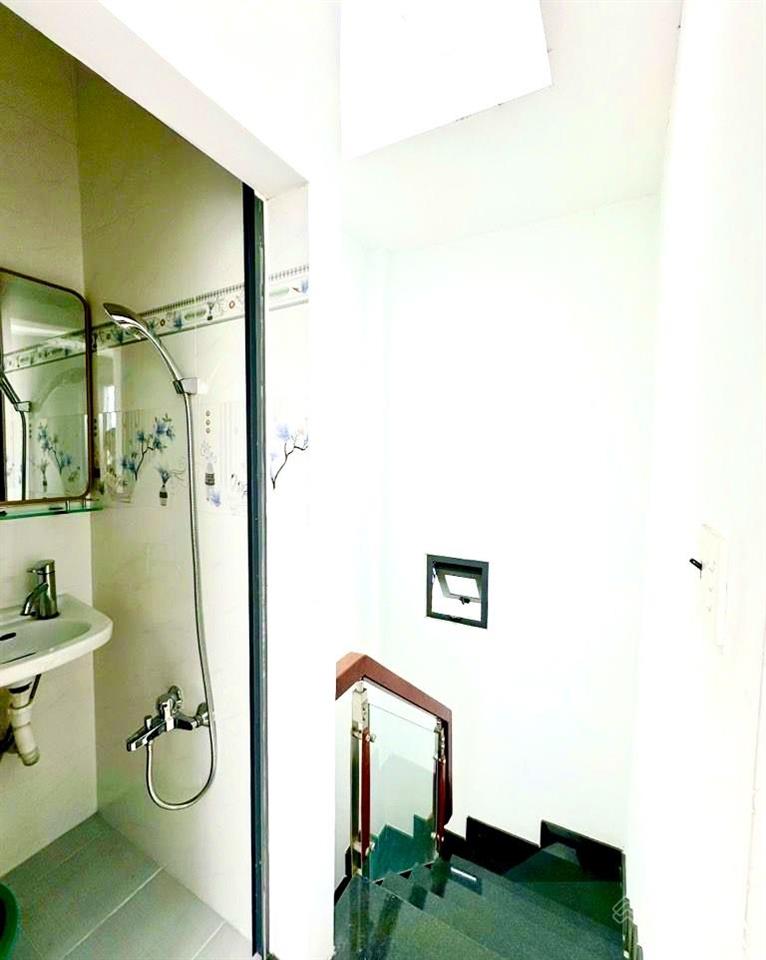 Hxh thông tứ tung  nhà 4 tầng 4pn full công năng  36m chỉ 4,85 tỷ