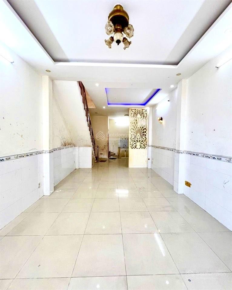 53m2  ngang 4m  hẻm 6m thông  chỉ cách mt 20m