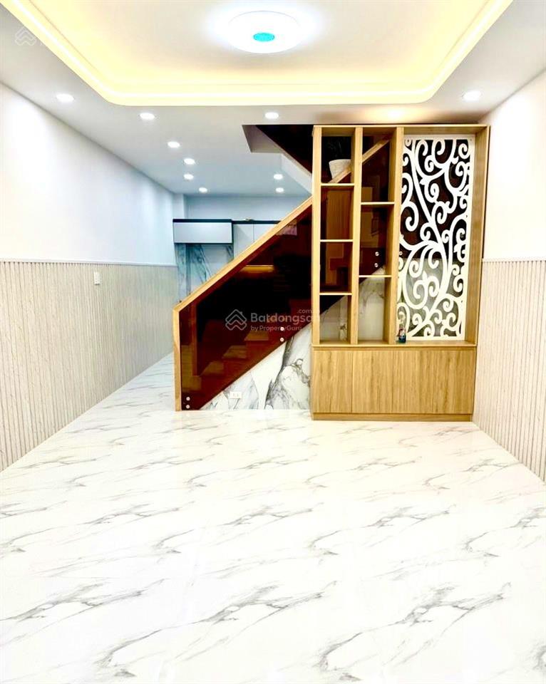 53m2  ngang 4m  hẻm 6m thông  chỉ cách mt 20m