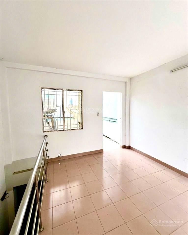 5,85 tỷ sở hữu nhà 3 tầng  hẻm 8m ô tô quay đầu  vào ở ngay