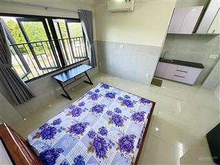 Chính chủ cho thuê studio full nội thất cửa sổ lớn, ngay chung cư richmond nguyễn xí