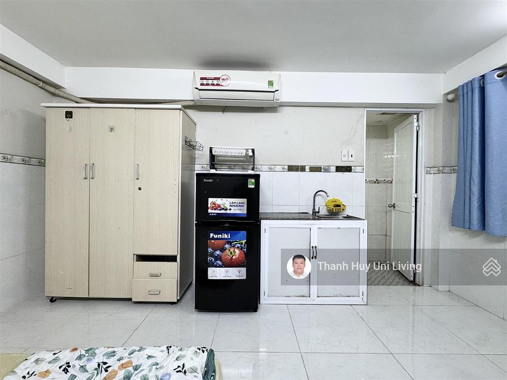 Phòng trọ sinh viên  đúng hình đúng giá ngay đh văn lang cs3 có máy lạnh