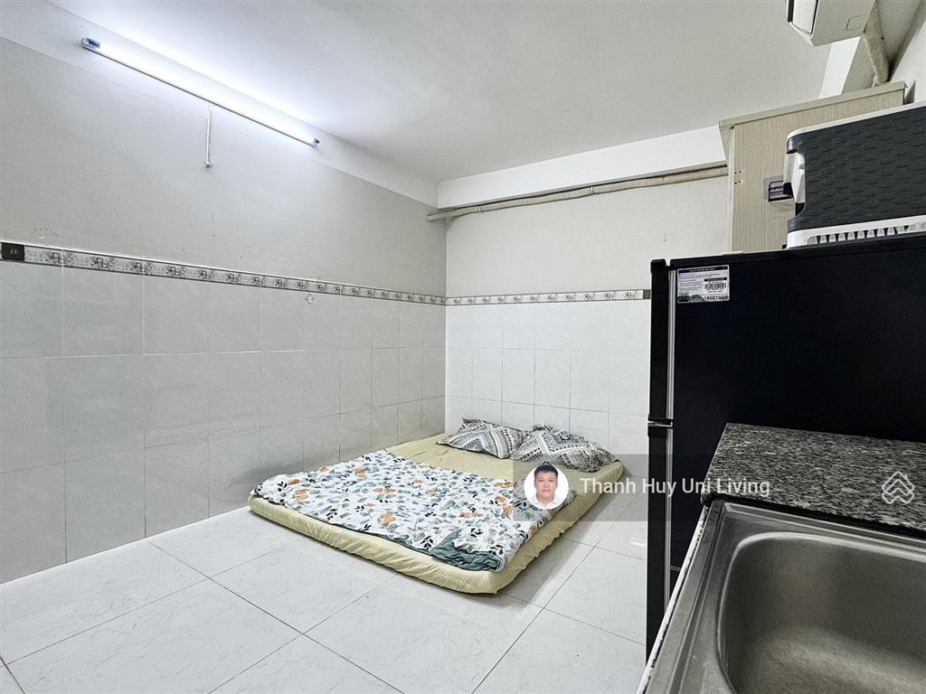 Phòng trọ sinh viên  đúng hình đúng giá ngay đh văn lang cs3 có máy lạnh