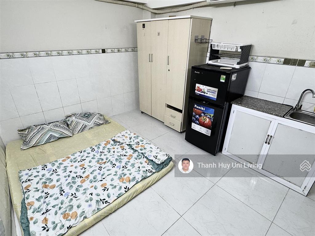 Phòng trọ sinh viên  đúng hình đúng giá ngay đh văn lang cs3 có máy lạnh