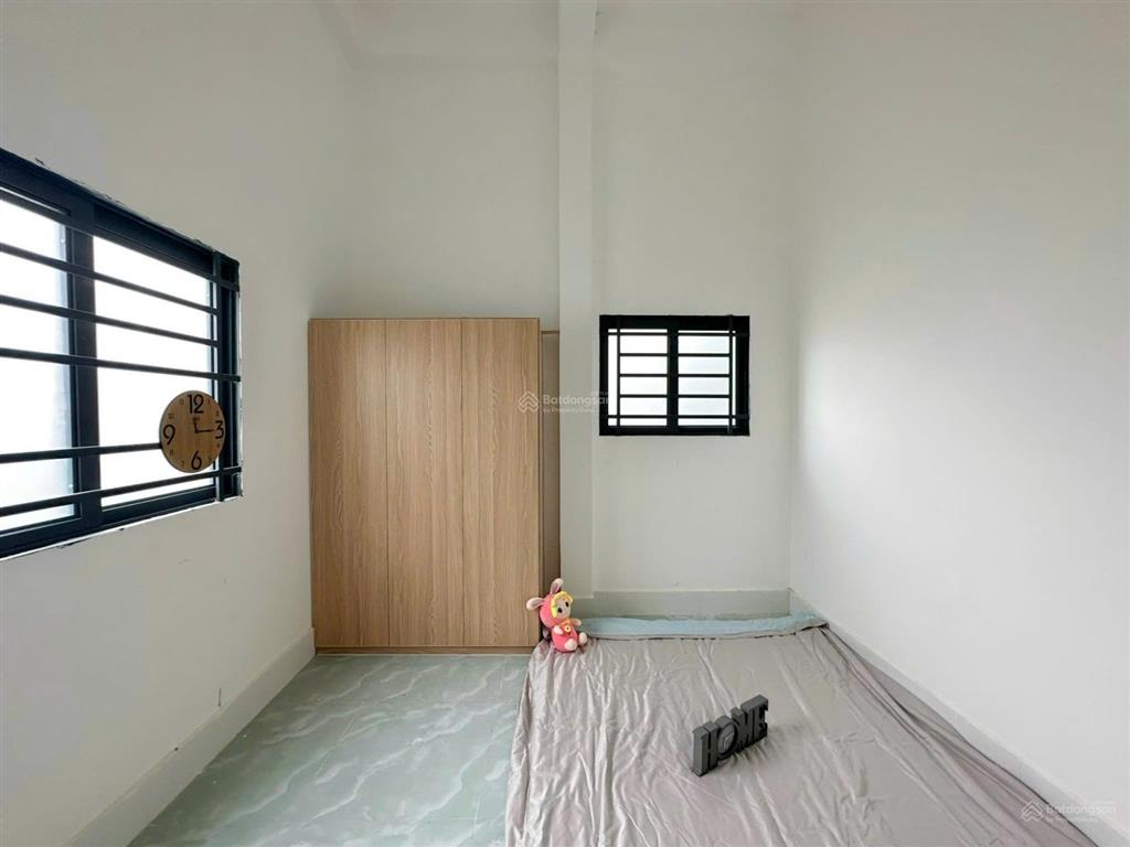 Căn hộ 1pn + 1 gác lửng có ban công. mặt tiền lê hữu kiều q2  gần cạnh đảo kim cương quận 2