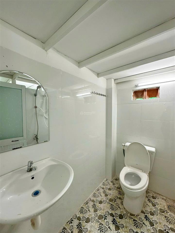 Căn hộ 1pn + 1 gác lửng có ban công. mặt tiền lê hữu kiều q2  gần cạnh đảo kim cương quận 2