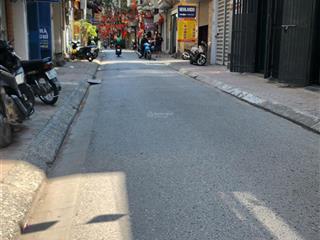 Văn cao ba đình cần bán nhanh, đến xem là ưng ngay. nhà 2 mặt thoáng.