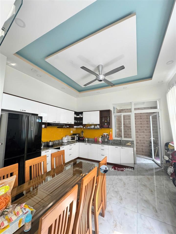 Nhà 3 tầng  lô góc 2 mặt tiền đường số 11 trường thọ 131m2  chỉ 15 tỷ