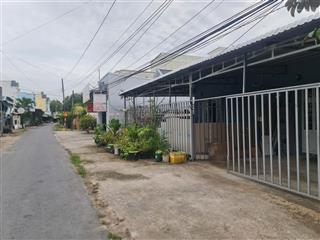 Bán dãy nhà cho thuê gồm 14 căn tổng diện tích 924m2. thổ cư 450m2