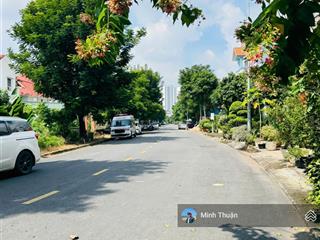 Rẻ quá ! bán đất góc 2 mặt tiền kdc văn minh  18x20m  xây hầm 5 tầng  giá chỉ 13tr/m2