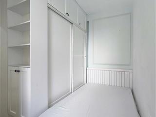 Cho thuê căn 75m2 11tr, 2pn, 2wc ban công đông nam tại rose town, ngọc hồi, hoàng mai, hà nội