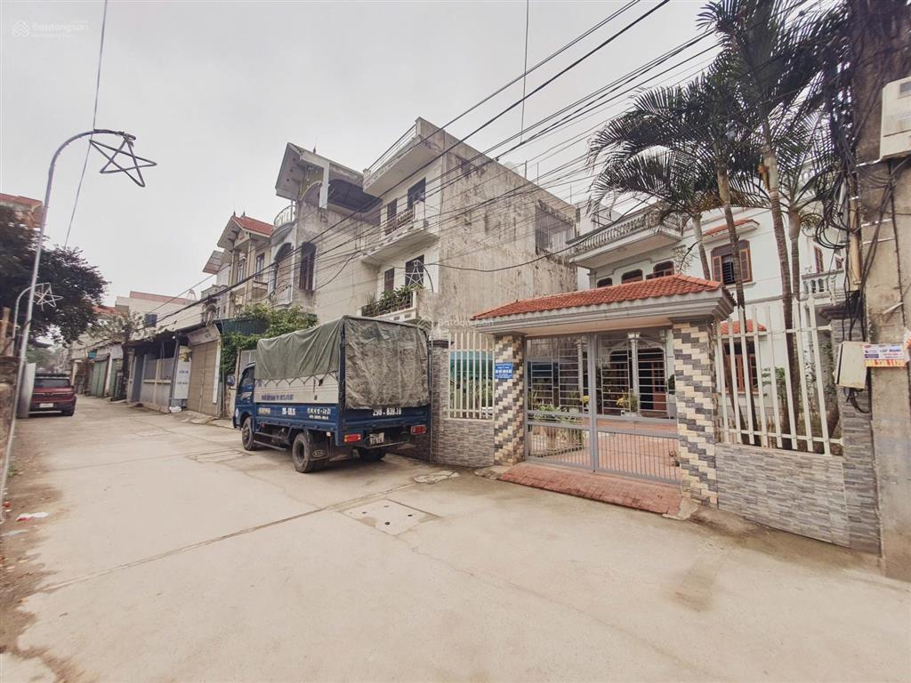 Bán nhà riêng 85m2, hướng nam, an ninh an toàn, ô tô vào sân.