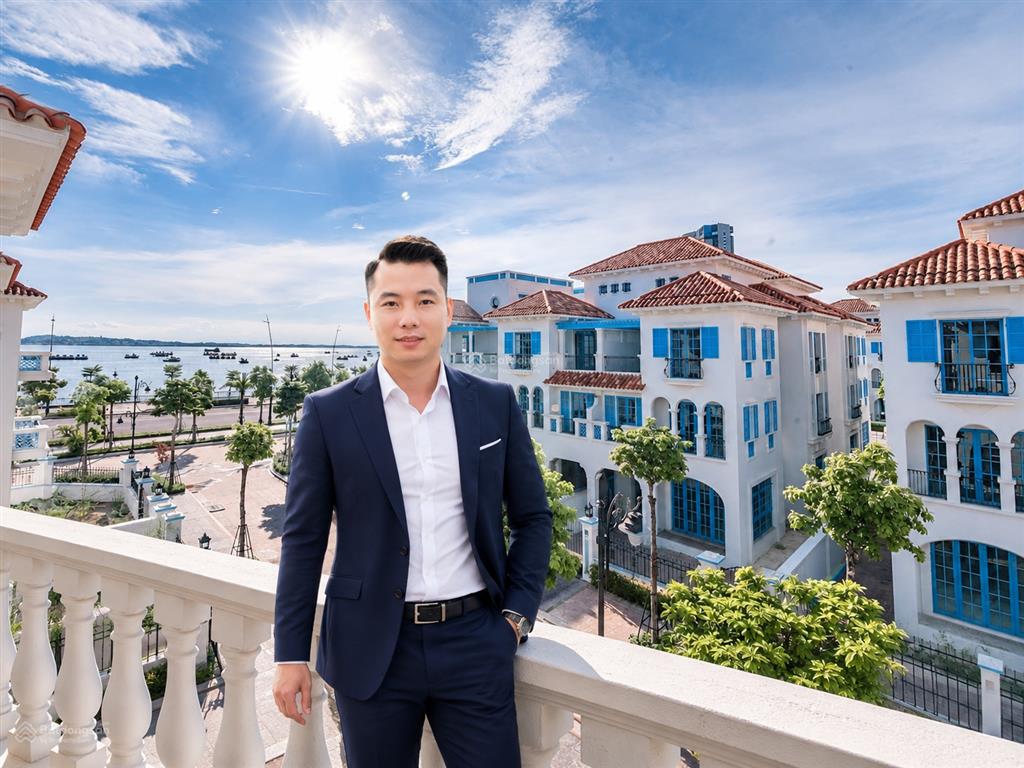 Bán gấp bt feria tại trung tâm du lịch bãi cháy, full nội thất, có sổ gd được luôn