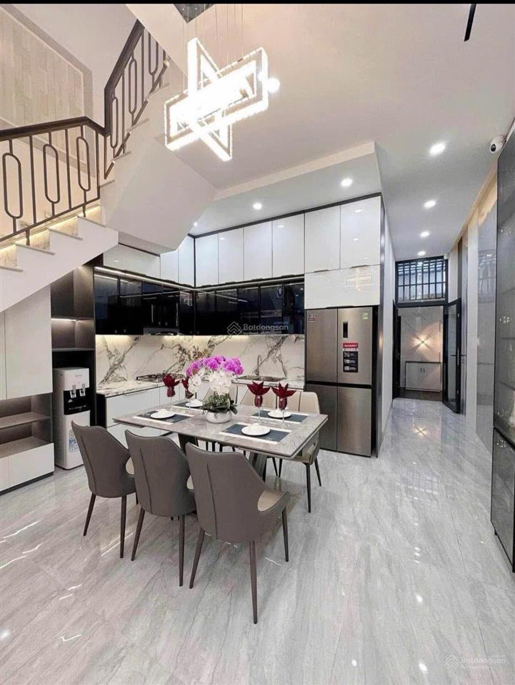 Cần bán gấp nhà đường nguyễn hữu trí, gần chợ điệm dt 110m2 shr
