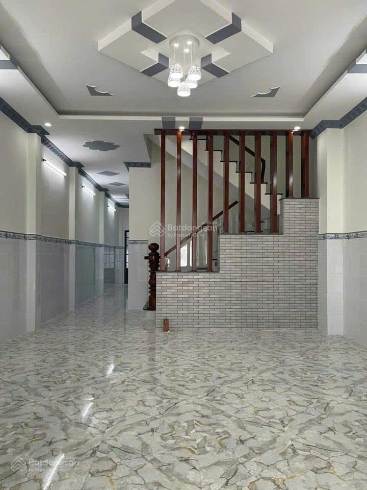 Bán gấp nhà đường dương đình cúc gần tiểu học lương thế vinh. dt 105m². giá 3.2 tỷ