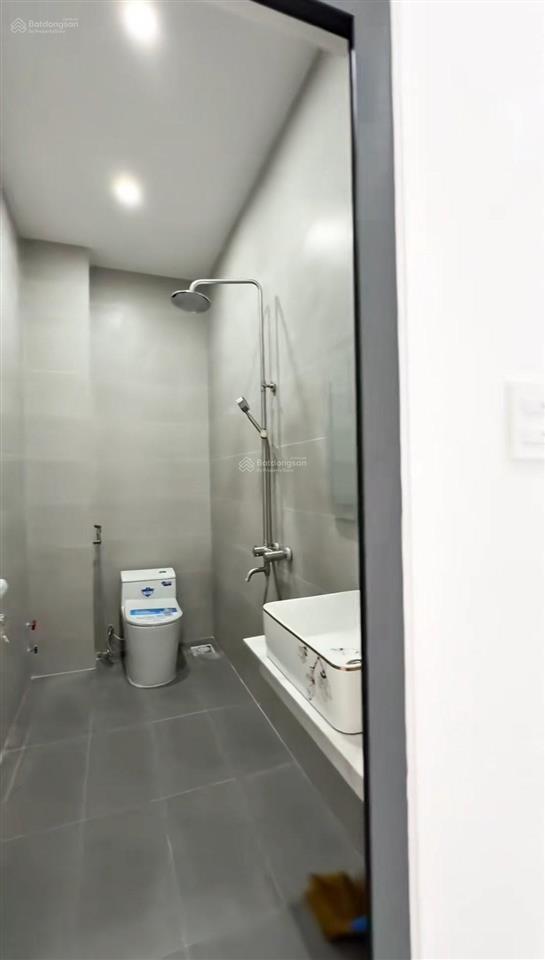 Kẹt tiền bán gấp nhà 1 lầu hồ học lãm 920 triệu, 110m2, gần go an lạc
