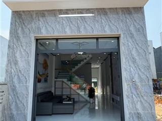 Ngộp ngân hàng bán gấp nhà 1 lầu đường hưng nhơn, dt 100m², giá 3,3 tỷ