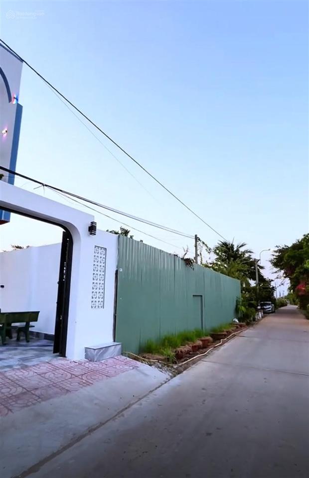 Chủ kẹt bán gấp nhà nguyễn cữu phú gần đh phạm ngọc thạch . giá 1 tỷ 100 triệu. diện tích 120m2 shr