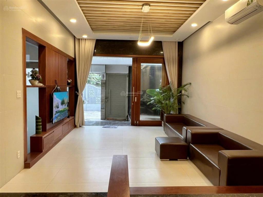Bán nhà hxh nguyễn văn đậu  hoàng hoa thám p. 5 bt (6,3x20m) 3 lầu mới. giá chỉ 13,8 tỷ