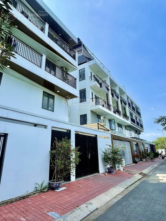 Khu thượng lưu sinh sống  view công viên, hướng sông bình lợi  ngang 6x20m  chỉ 12.8 tỷ