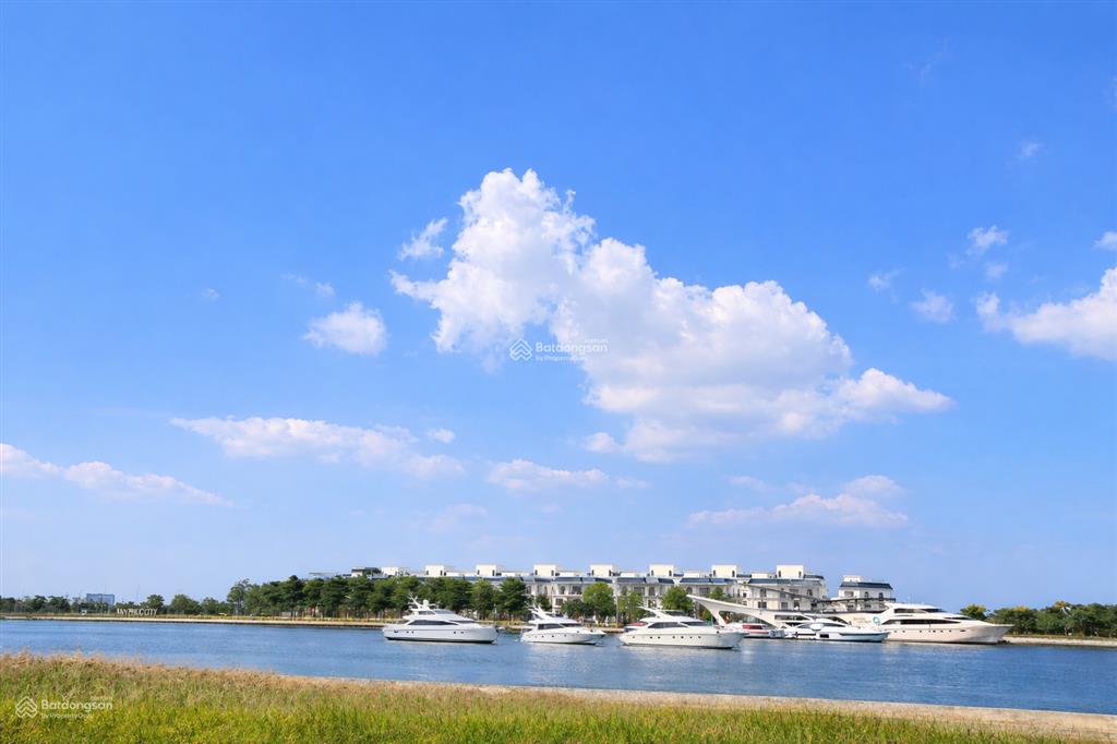 Khu thượng lưu sinh sống  view công viên, hướng sông bình lợi  ngang 6x20m  chỉ 12.8 tỷ