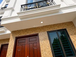 Nhà mới đẹp 5 tầng khu bắc từ liêm  ngõ sạch đẹp, yên tĩnh, chỉ nhỉnh 5 tỷ