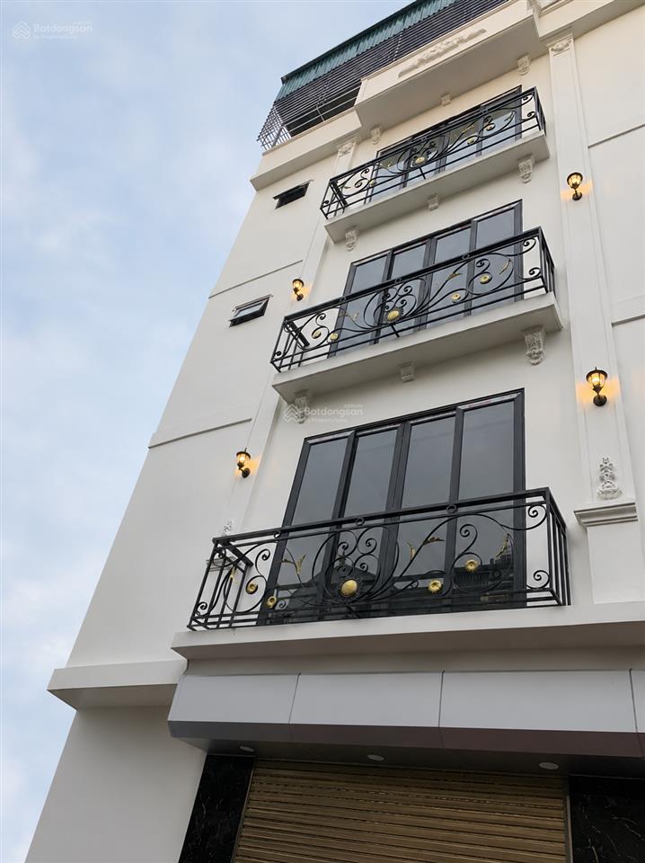Mua ở ngay nhà thụy phương 5 tầng  nhỉnh 5 tỷ