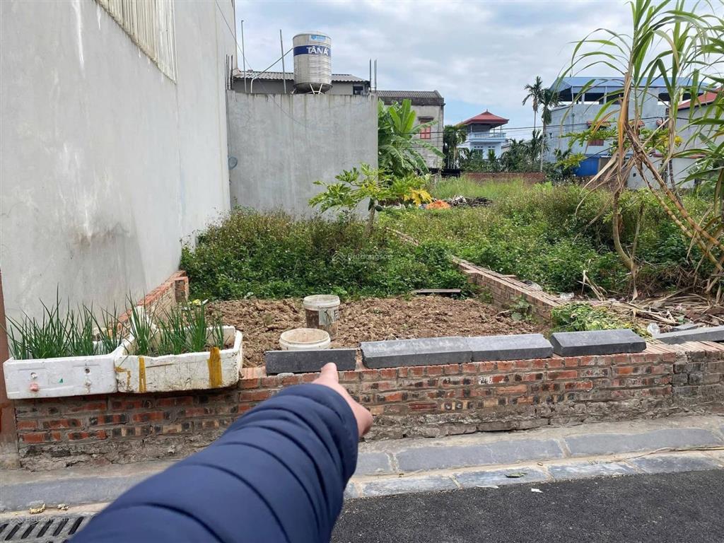 Đất đông anh  thửa vuông đẹp, ô tô vào đất, không quy hoạch
