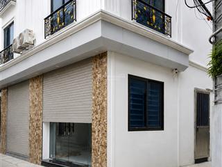 Nhà 6 tầng bắc từ liêm  lô góc thang máy mới tinh